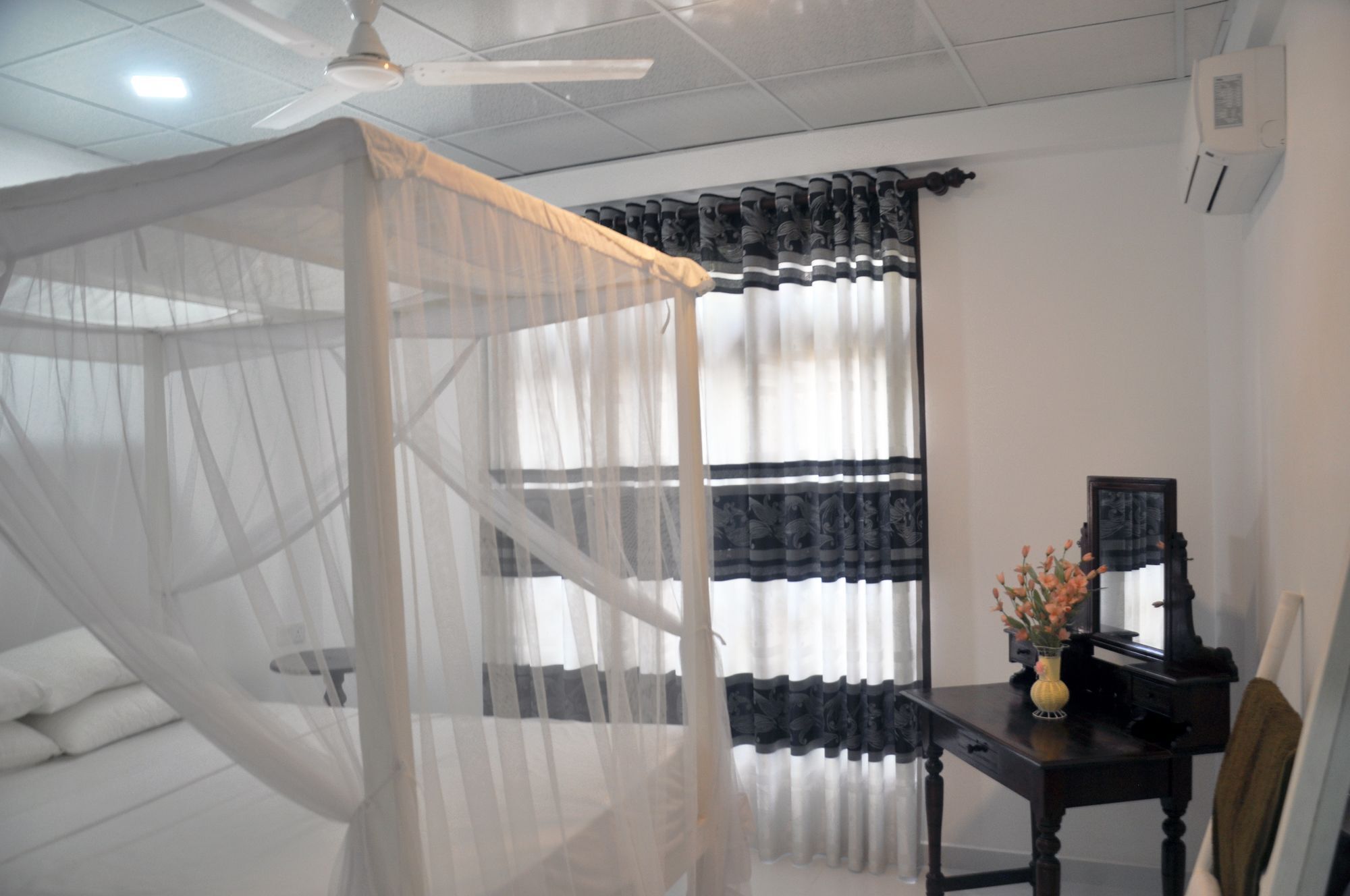 Villa Dineth Unawatuna Bagian luar foto